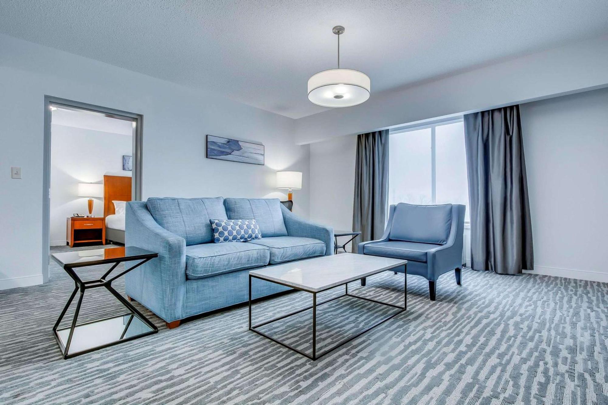 Hilton Garden Inn Louisville-Northeast מראה חיצוני תמונה