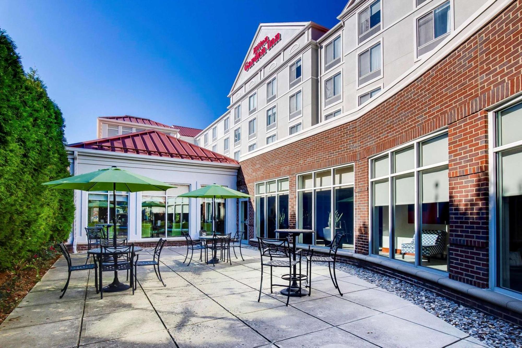 Hilton Garden Inn Louisville-Northeast מראה חיצוני תמונה